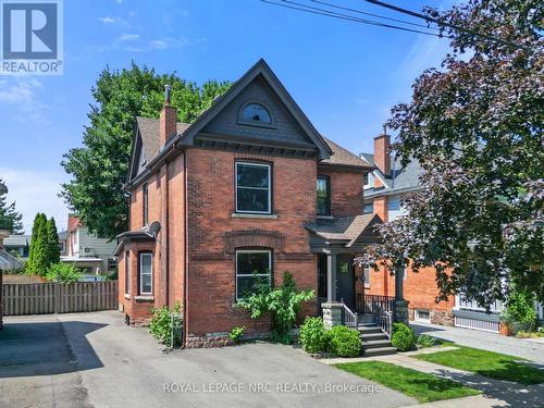 7 BEECHER STREET  St. Catharines (Downtown), ON L2R 5S4