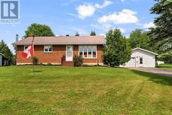 31 CAROL STREET  Laurentian Valley, ON K8A 6W6