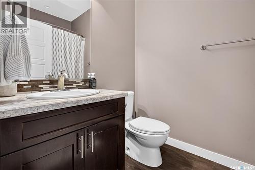 124 Everton Crescent, Moose Jaw, SK 