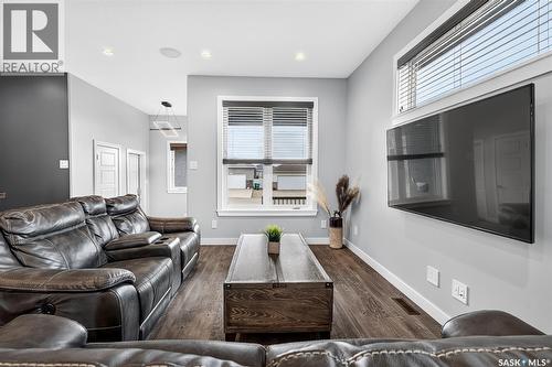 124 Everton Crescent, Moose Jaw, SK 