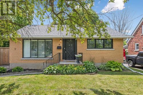 81 OXFORD STREET  Kitchener, ON N2H 4R8