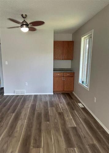 526 Second Avenue, Carberry, MB 