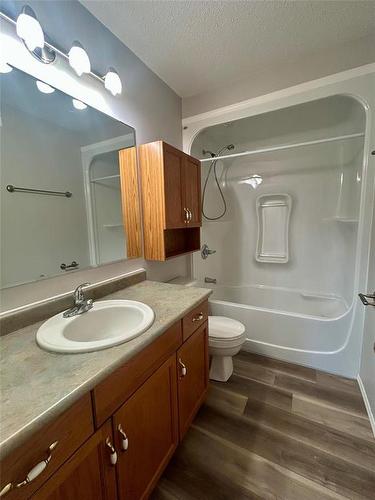 526 Second Avenue, Carberry, MB 