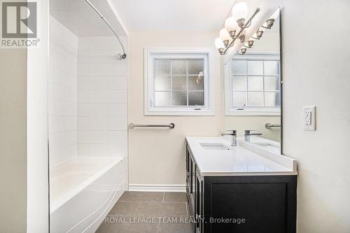 440 Kintyre Private, Ottawa, ON 