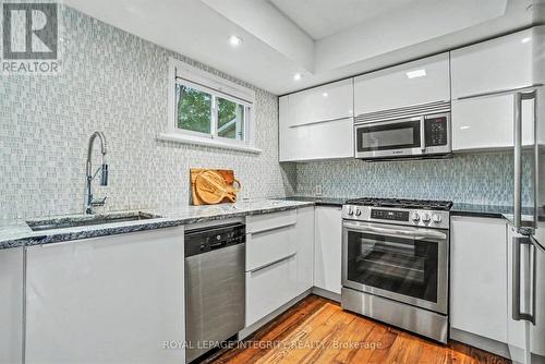 9 Holmwood Avenue, Ottawa, ON - Indoor Photo Showing Kitchen With Stainless Steel Kitchen With Upgraded Kitchen