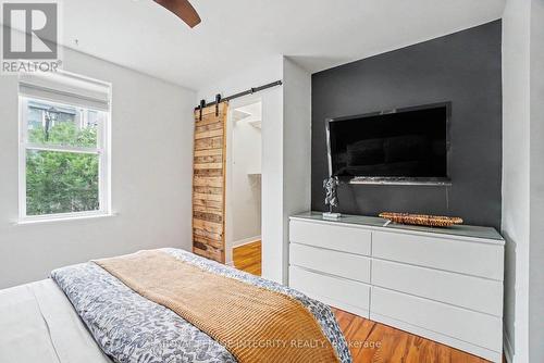 9 Holmwood Avenue, Ottawa, ON - Indoor Photo Showing Bedroom