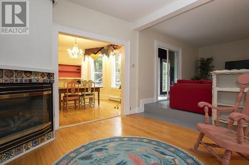 124 Upton Rd, Sault Ste. Marie, ON - Indoor Photo Showing Living Room With Fireplace
