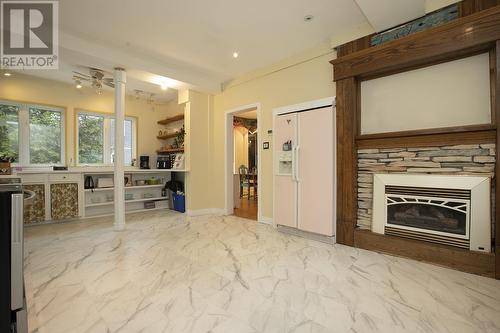 124 Upton Rd, Sault Ste. Marie, ON - Indoor Photo Showing Living Room With Fireplace