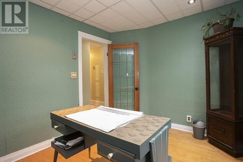 124 Upton Rd, Sault Ste. Marie, ON - Indoor