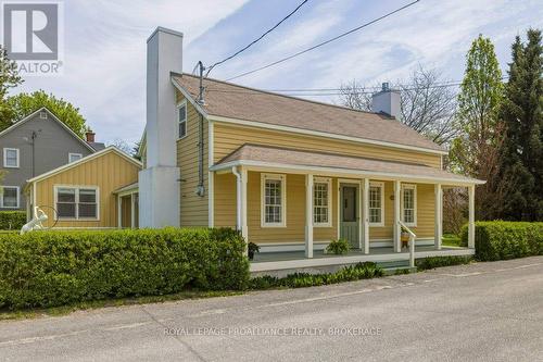 10 DRUMMOND STREET  Kingston (Kingston East (Incl Cfb Kingston)), ON K7K 5R9