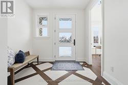 Foyer - 