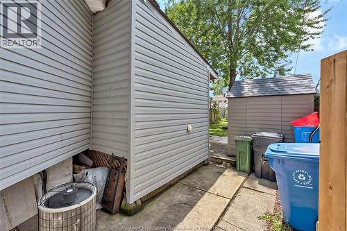 1431 Langlois, Windsor, ON 