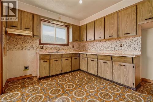 34 Windrush Crescent, Hamilton, ON 