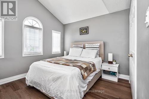 5881 Blue Spruce Avenue, Burlington, ON 