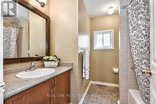 5881 Blue Spruce Avenue, Burlington, ON 