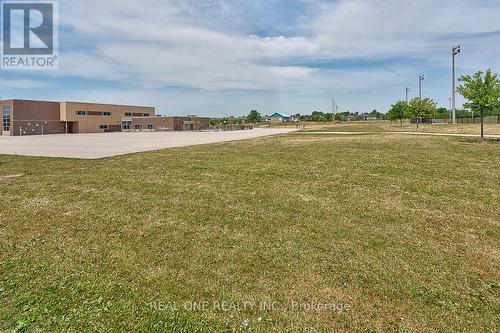 5881 Blue Spruce Avenue, Burlington, ON 
