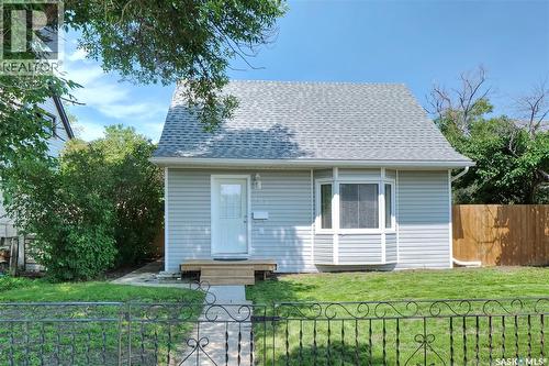 568 Athabasca STREET E  Moose Jaw, SK S6H 0M1