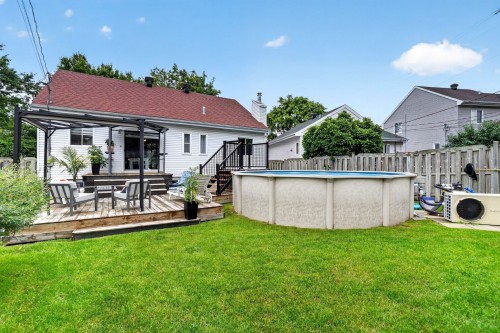 Back of Structure - 330 Rue Simoneau, Laval (Auteuil), QC 