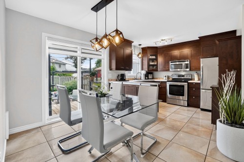 Dining Room - 330 Rue Simoneau, Laval (Auteuil), QC 