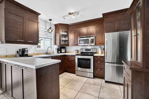 Kitchen - 330 Rue Simoneau, Laval (Auteuil), QC 
