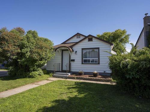 262 Brock Street E  Thunder Bay, ON P7E 4H4