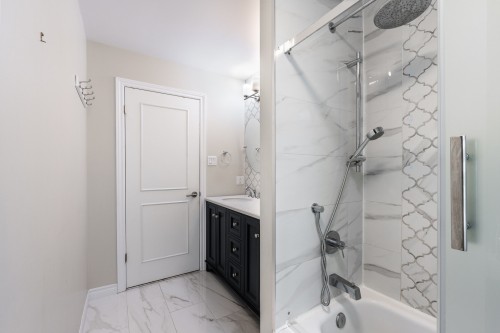 Bathroom - 1896 Rue De Renaix, Laval (Vimont), QC 