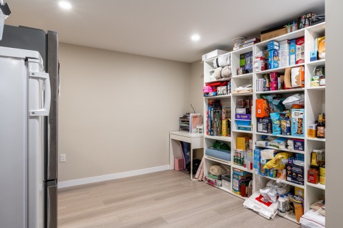 Office - 1896 Rue De Renaix, Laval (Vimont), QC 