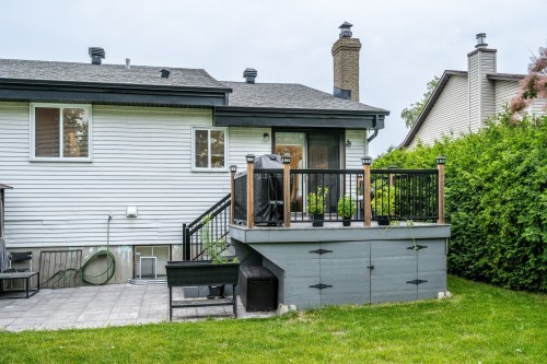 Back of Structure - 1896 Rue De Renaix, Laval (Vimont), QC 