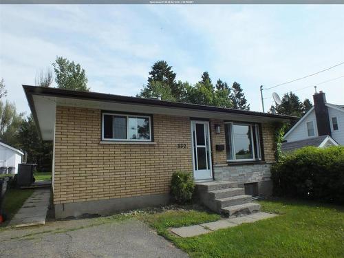 332 Erle Street  Thunder Bay, ON P7A 1N5