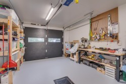 Garage - 
