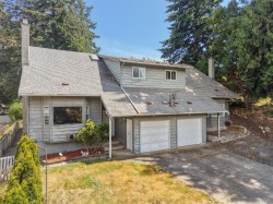 #B-3215 Jacklin Rd Colwood, BC V9C 3M9