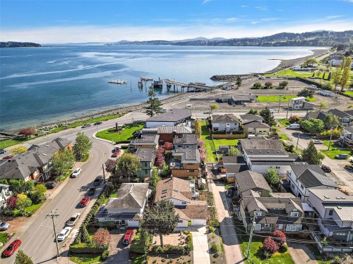 2485 Orchard Ave, Sidney, BC 