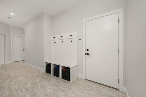 631 Mt Ida Crescent, Coldstream, BC - Indoor Photo Showing Other Room