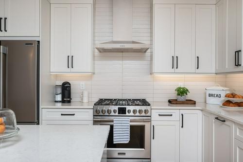 631 Mt Ida Crescent, Coldstream, BC - Indoor Photo Showing Kitchen With Upgraded Kitchen
