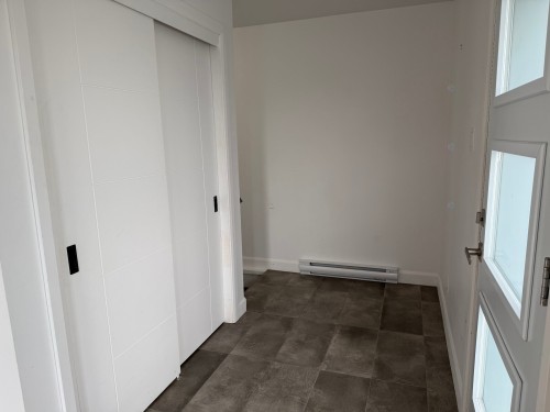 Hall d'entrée/Vestibule - 1315 Av. Des Capucines, Bécancour, QC - Indoor Photo Showing Other Room