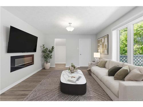 45 Cabot Dr, Moncton, NB 