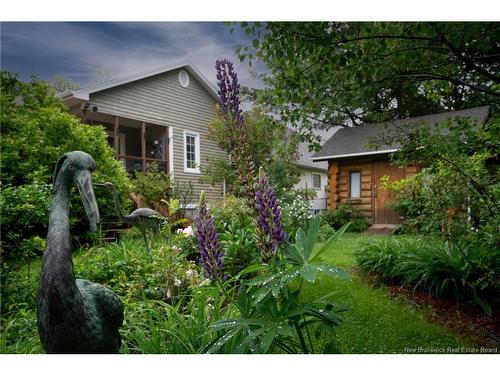 235 Summerhill Row, Fredericton, NB 
