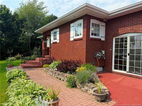 10 Coady St, Miramichi, NB 