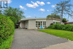 1299 MEADOWLANDS DRIVE E Ottawa, ON K2E 6K4