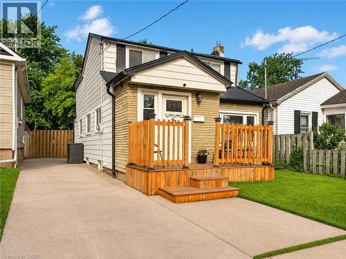 22 EDITH Street  St. Catharines, ON L2S 2P7