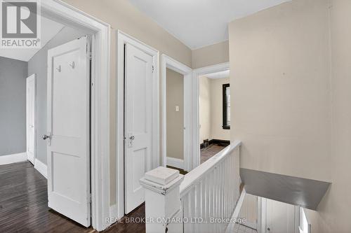 271 Manor Road E, Toronto, ON 