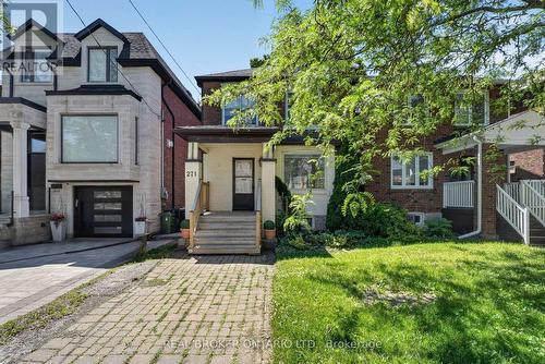 271 Manor Road E, Toronto, ON 