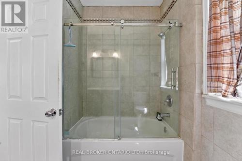 271 Manor Road E, Toronto, ON 