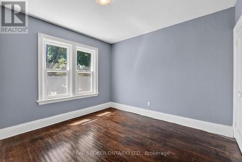 271 Manor Road E, Toronto, ON 