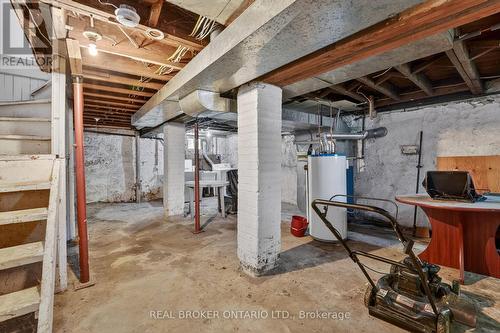 271 Manor Road E, Toronto, ON 