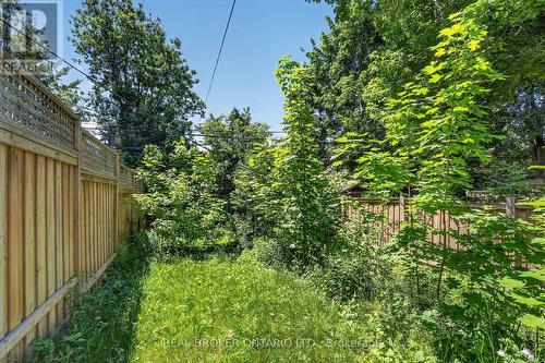 271 Manor Road E, Toronto, ON 