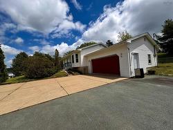 1 Whites Lake Avenue  Whites Lake, NS B3T 1W4