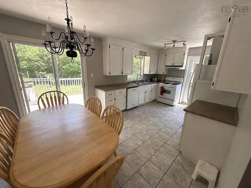 115 Dawson Heights, Pine Grove, NS 