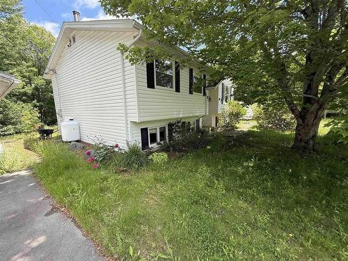 115 Dawson Heights, Pine Grove, NS 