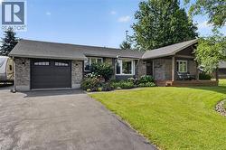 952 ROBINSON Road Dunnville, ON N1A 2W1